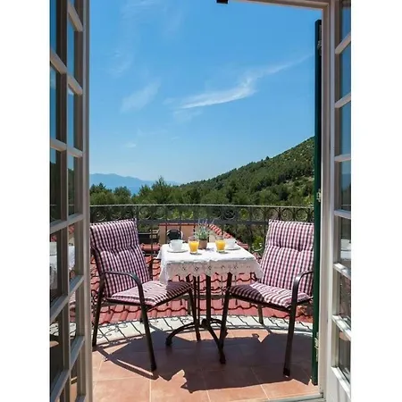 1 In Casa Viter Apartman Zaostrog